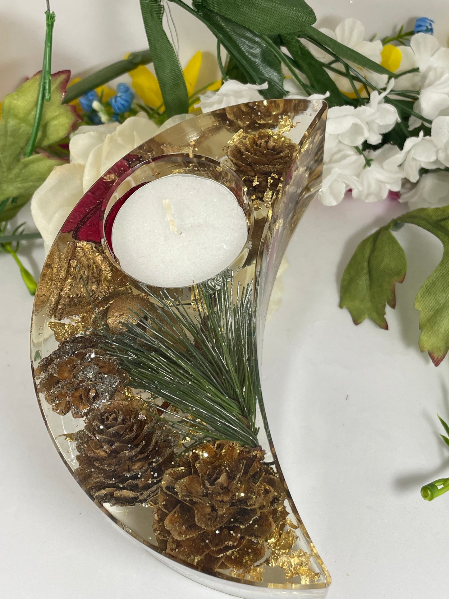 Candle- Moon Shaped Tealight Acorns and Pine Leaves