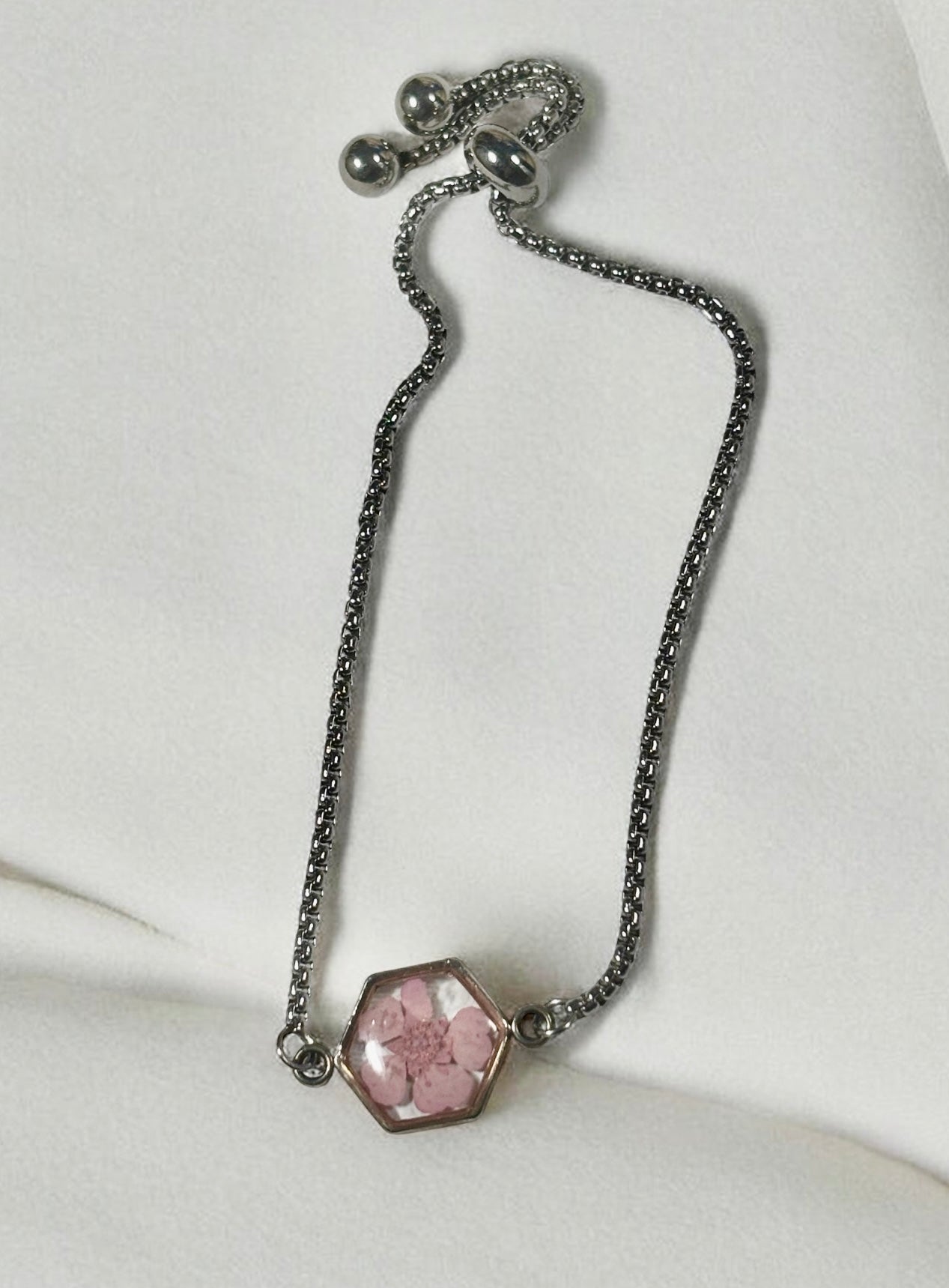 Stainless Steel Adjustable Floral Bracelet with Forget Me Knots Flower (1 flower silver color)