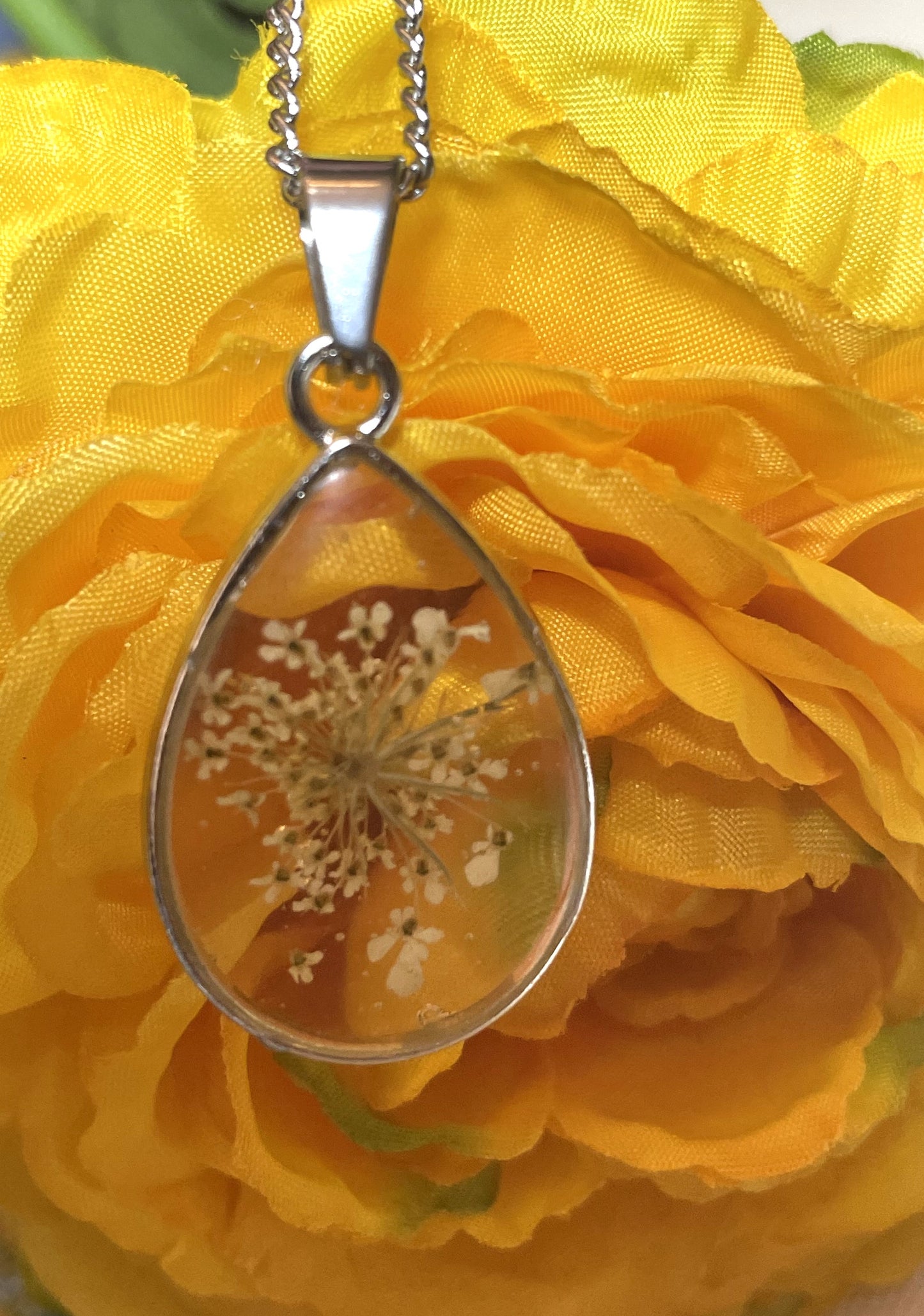 Necklace-White Queen Anne Lace Teardrop Pendant