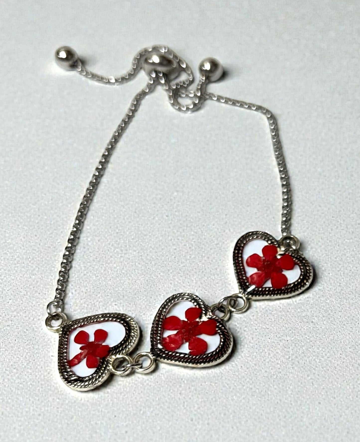 Stainless Steel Floral Heart Shaped Adjustable Bracelet with Forget Me Knots Flower (3 flowers , silver color) (Copy)