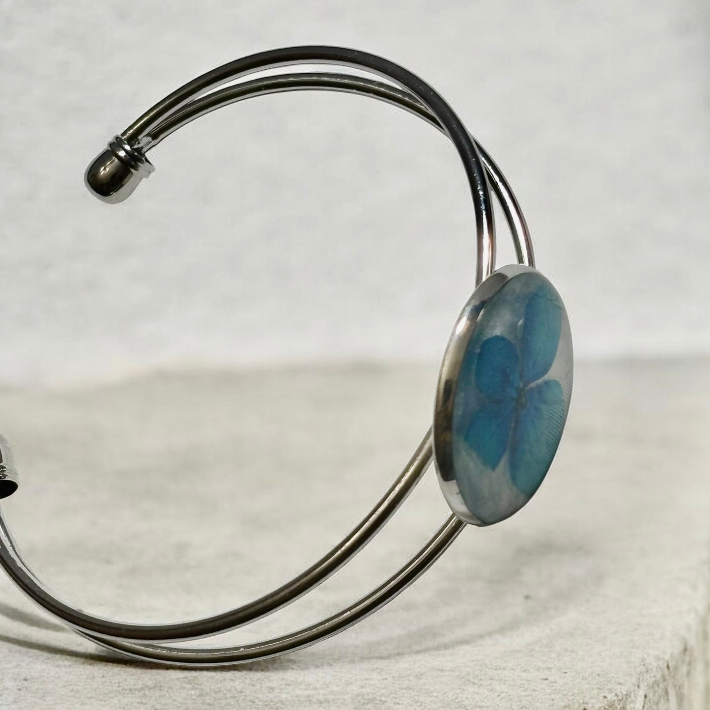 Stainless Steel Floral Bangal