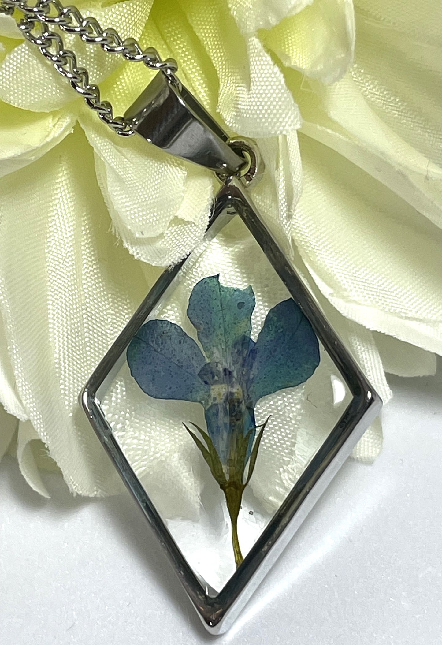 Necklace-Blue Lobelia Diamond Shape Pendant