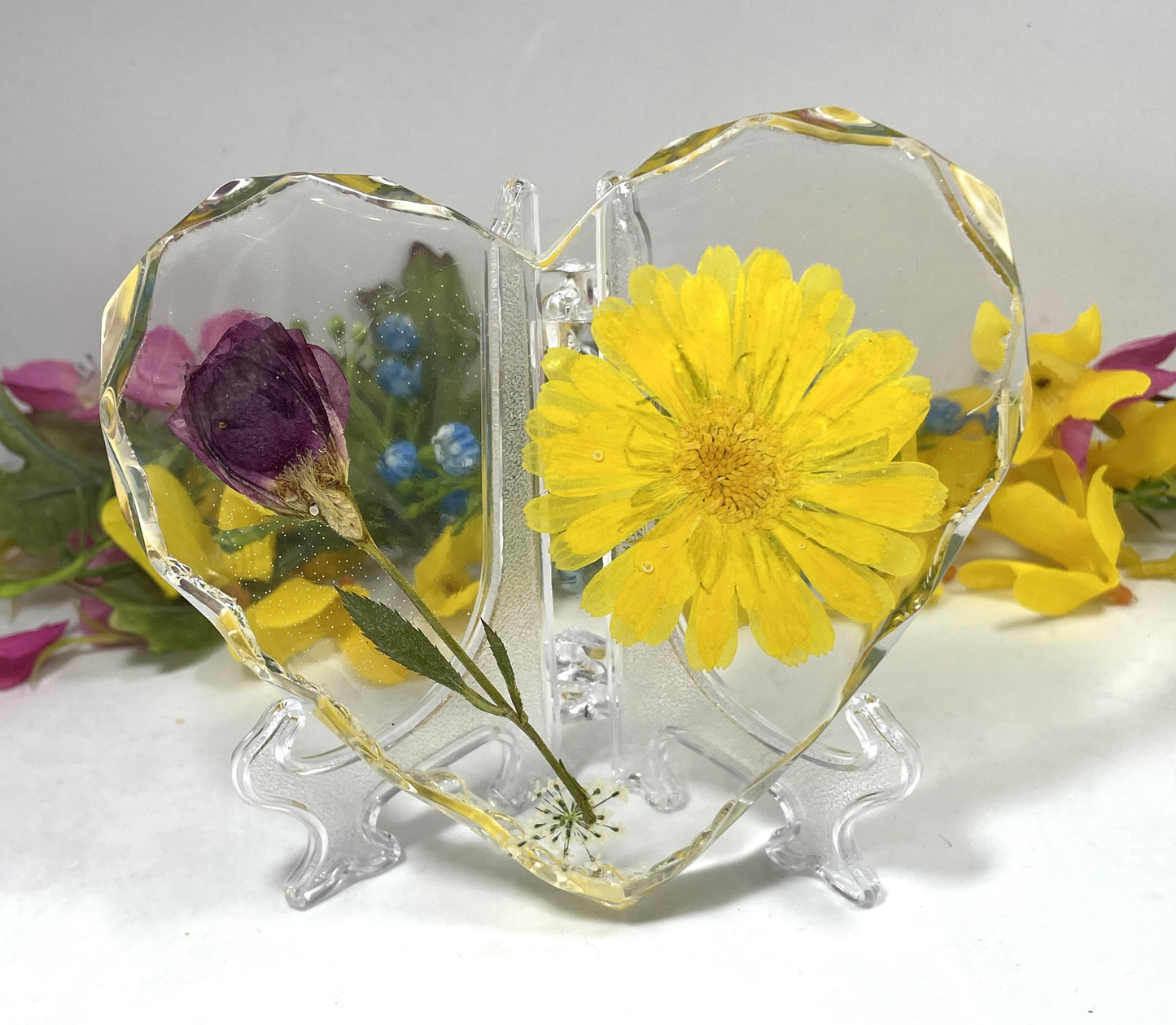 Coaster- Heart Shaped Yellow Daisy and Red Rose