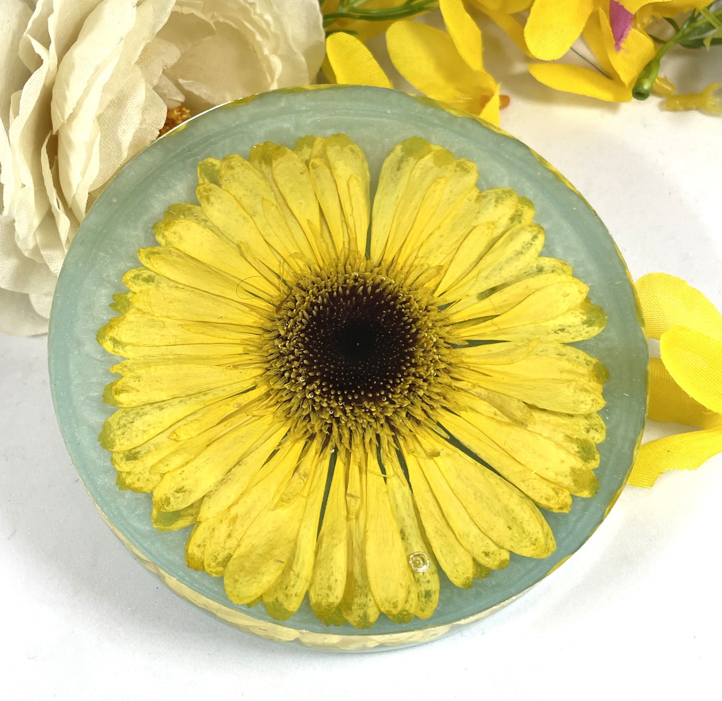 Coaster- Round Shaped with Yellow Gerbera Daisy and Green Background